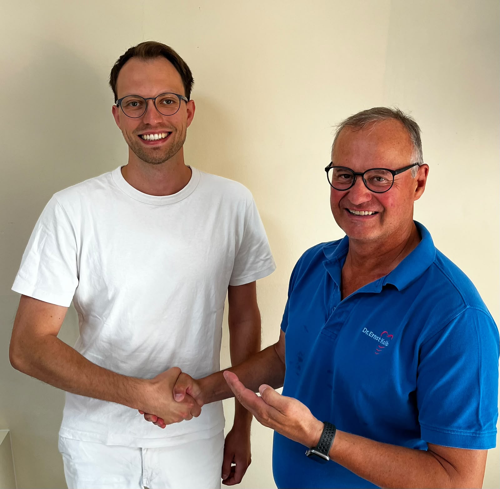 Dr. Matthias Schnellberger und Dr. Ernst Kolb bei der Ordinationsübergabe